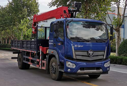 Foton 8 tons truck mounted crane